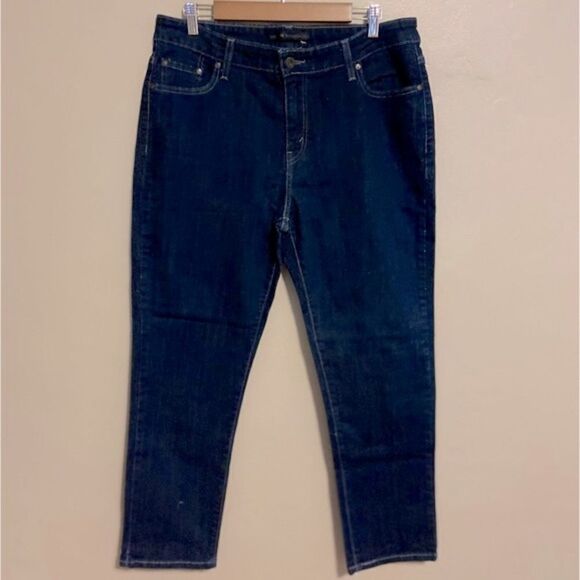 Levi’s the original jean NWOT Mid rise skinny darker wash denim jeans 16S/C - Picture 1 of 9